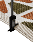 Tapis beige à motifs géométriques verts et terracotta 160 x 230 cm IONA