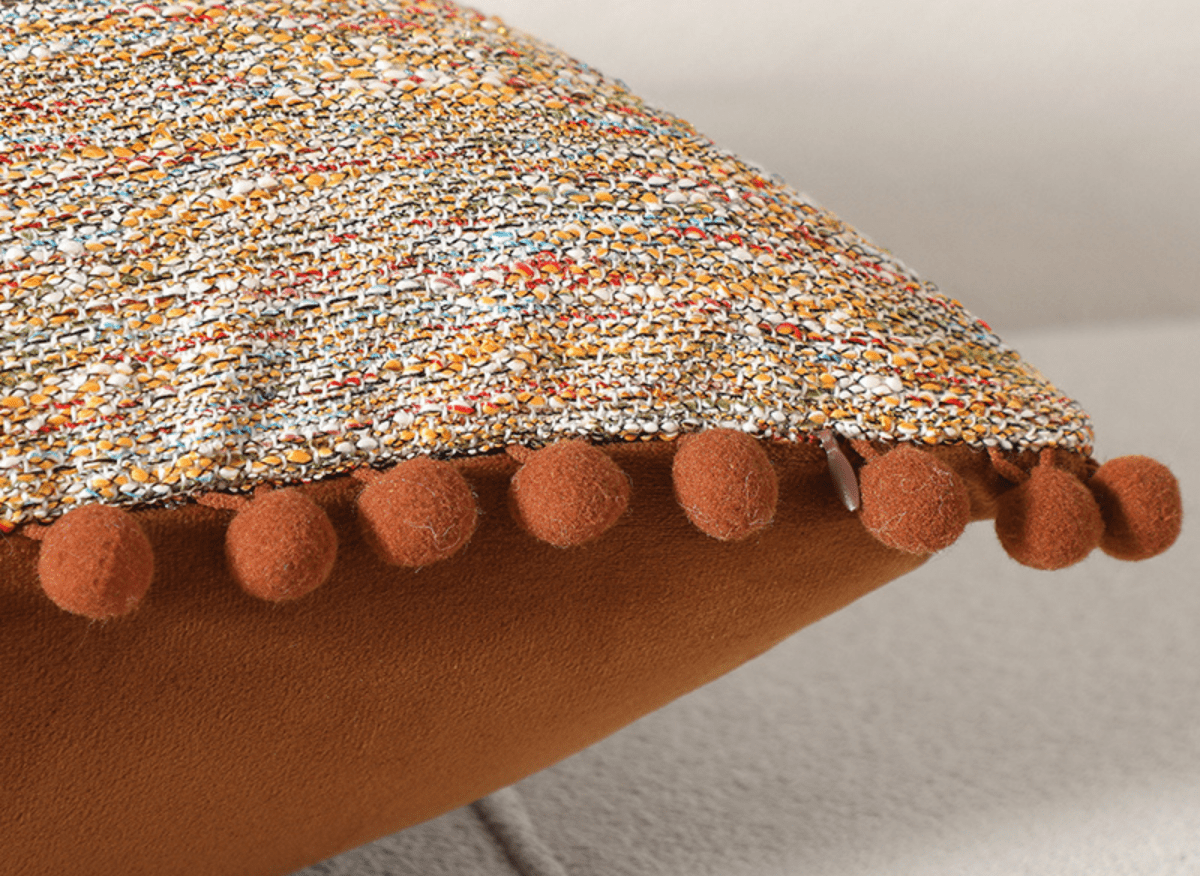 Coussin orange en tweed avec ponpons 45x45 cm POPINE