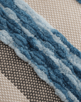 Coussin texturé bleu et blanc écru 45x45 cm NEXUS