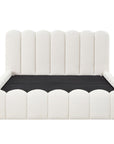 Lit coffre en tissu bouclette beige 160x200 cm RITA
