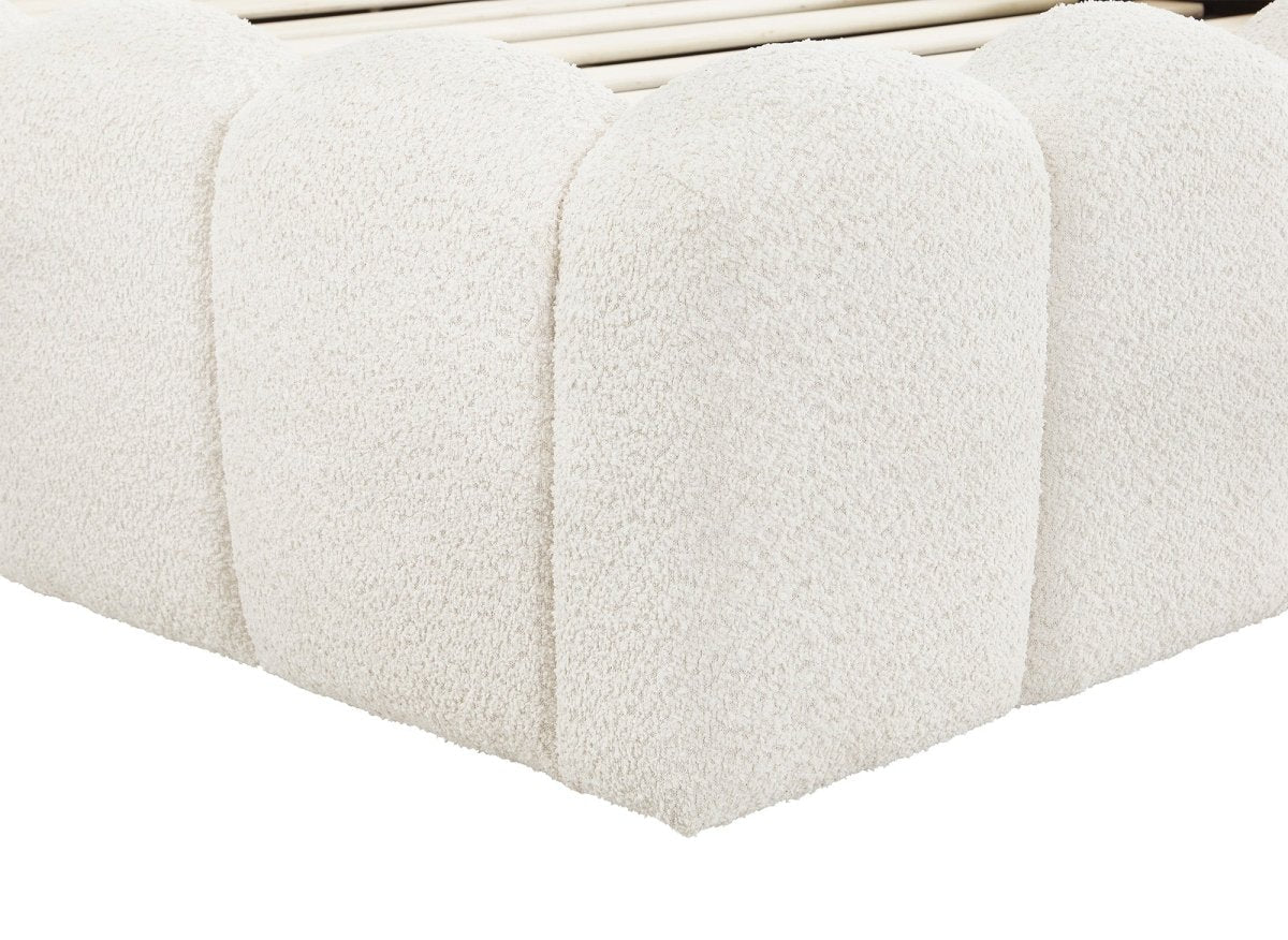 Lit double en tissu bouclette beige 140x190 cm RITA