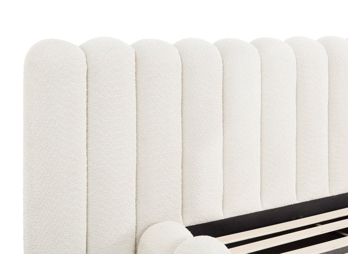 Lit double en tissu bouclette beige 160x200 cm GRETA