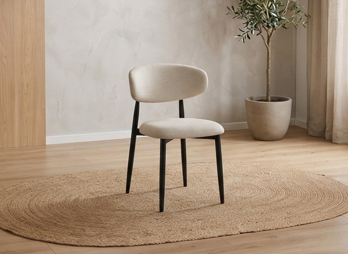 Lot de 2 chaises en tweed écru pieds en métal noir FLAVIA